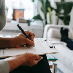 Czy seksuolog to lekarz? Poznaj różnice i ważne informacje